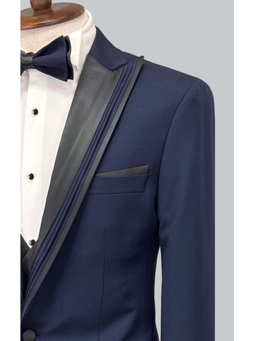 SUIT SARTORIA LACİVERT SİVRİ YAKA DAMATLIK 5072