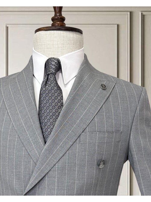 Gri Çizgili Kruvaze Erkek Takım Elbise