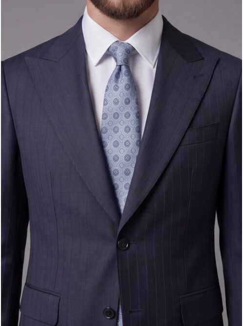 Lacivert Çizgili Yünlü Sivri Yaka Comfort Fit Takım Elbise