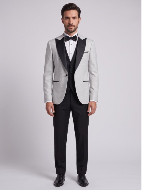 Grey Pointed-Collar Grooms Suit