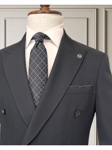 Siyah Sivri Yaka Erkek Kruvaze Takım Elbise