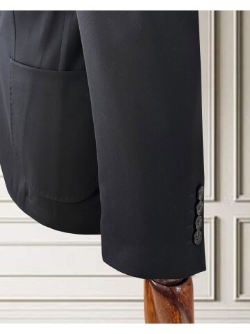 Siyah Sivri Yaka Torba Cepli Erkek Takım Elbise
