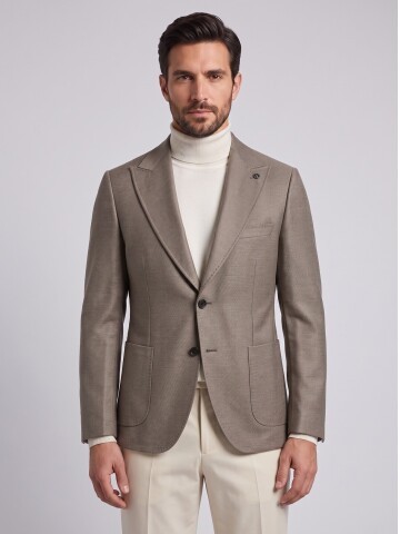 Beige Peak Lapel Pocket Jacket