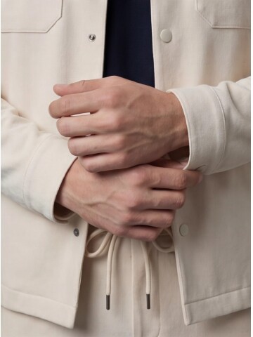 Beyaz Gömlek Yaka Safari Cep Comfort Fit Spor Takım