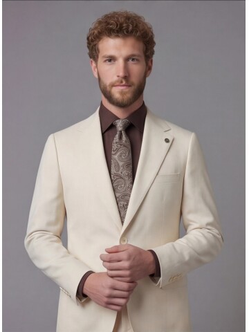 White Notch Lapel Comfort Fit Suit