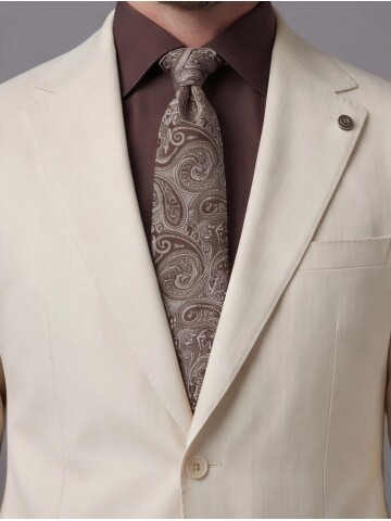 White Notch Lapel Comfort Fit Suit