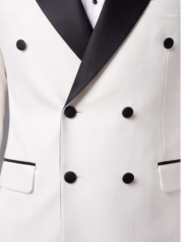White Peak Lapel Double-Breasted Slim Fit Tuxedo