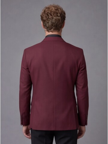 Burgundy Peak Lapel Comfort Fit Single Button Tuxedo Jacket & Black Trousers Suit Combination