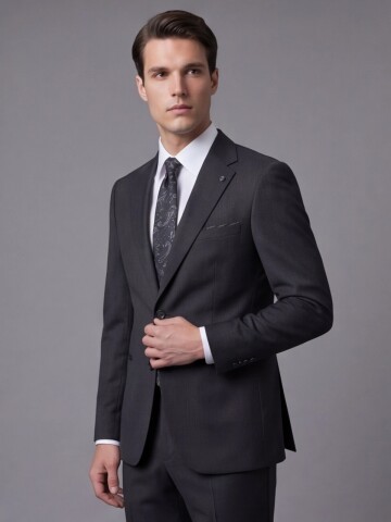 Siyah Mono Yaka Çift Düğmeli Takım Elbise