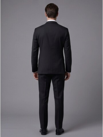 Siyah Sivri Çıkma Yaka Tek Düğme Slim Fit Yelekli Damatlık