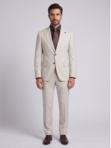 Beige Suit with Solid-Color Lapel